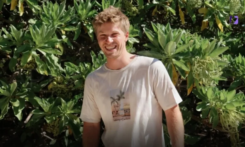 how old is robert irwin